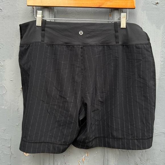 Lululemon Vintage Pinstriped Shorts, size 12 - Picture 2 of 8